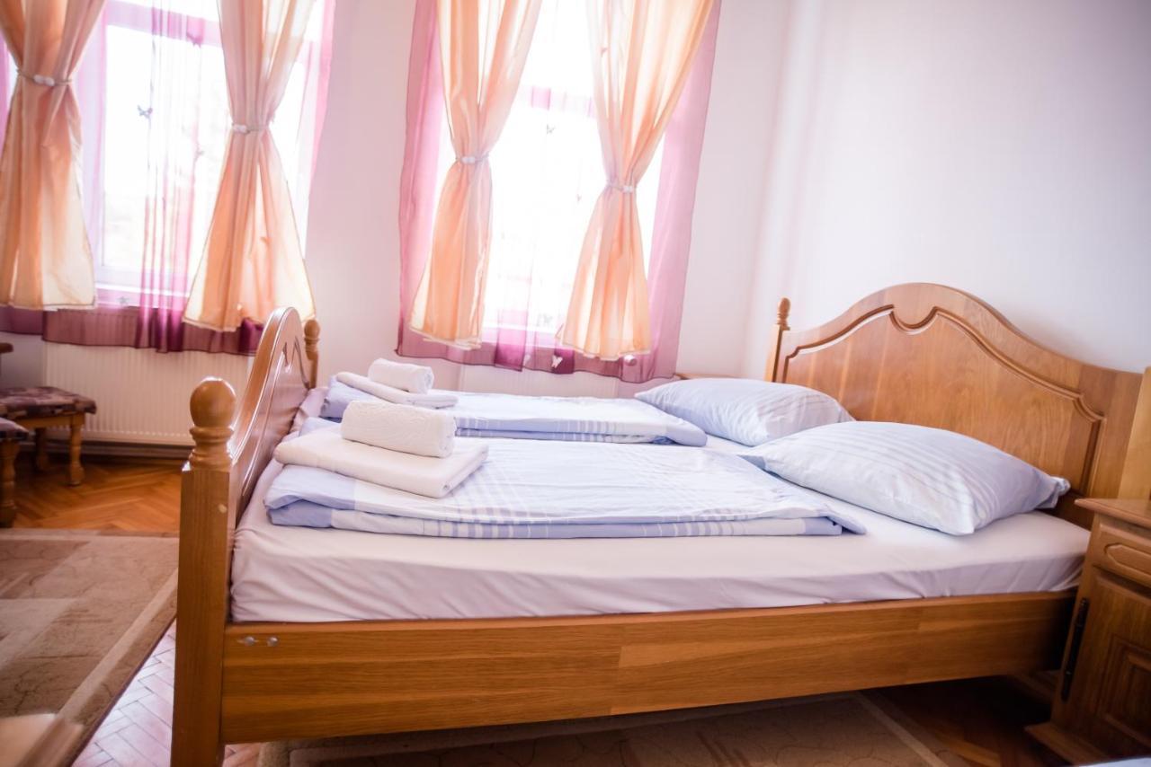 Hotel Marion Dumbraveni  Dış mekan fotoğraf