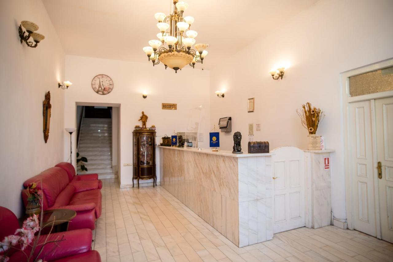 Hotel Marion Dumbraveni  Dış mekan fotoğraf