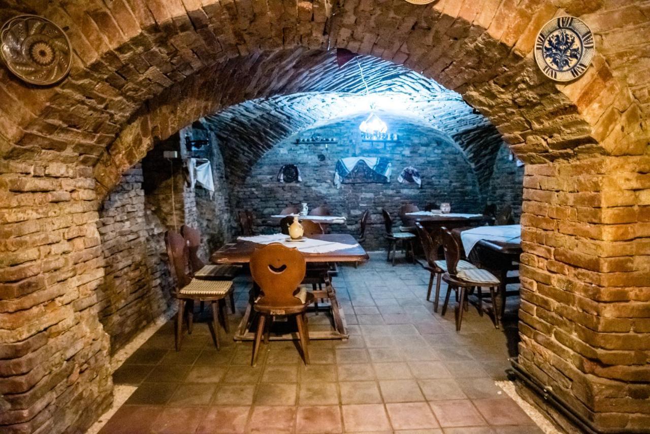Hotel Marion Dumbraveni  Dış mekan fotoğraf